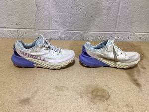lot 415 image: Womens Agility Peak 5 Athletic Shoes - Pastel Multi Size 7