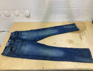 lot 419 image: Wrangler Mens Slim Straight Fit Jean with Stretch Size 34x32