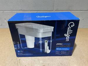 lot 224 image: Culligan with ZeroWater Technology 32 Cup Water Dispenser