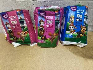 lot 555 image: LOT of 3 Parents Choice Paw Patrol Training Pants for Girls, 3T4T
