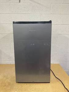 lot 193 image: Hisense 4.4 Cu ft Single Door Mini Refrigerator, 1 Year Warranty, Energy Star