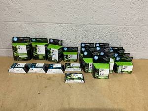 lot 196 image: LOT OF HP Ink Cartridges