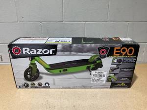 lot 517 image: Razor Black Label E90 Electric Scooter - Green, for Child Ages 8 and up to 120 lbs, up to 10 mph
