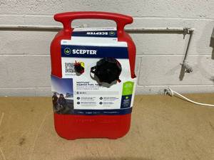 lot 579 image: Scepter 08592 Neptune Marine Fuel Tank - 6 Gallon Gas Can for Outboard Engines