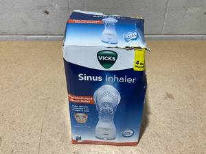 lot 267 image: Vicks Sinus Inhaler