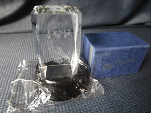 lot 12 image: 3D Crystal Cube - Wolf
