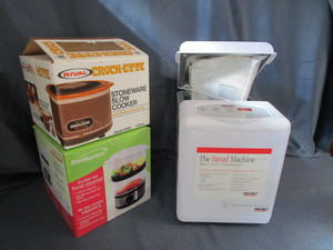 lot 47 image: Slow Cooker, Steamer, Bread Machine
