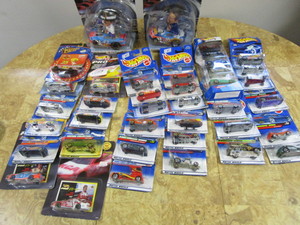 lot 74 image: Hot Wheels