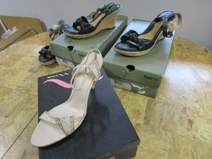 lot 85 image: Size 10 Born & Nina