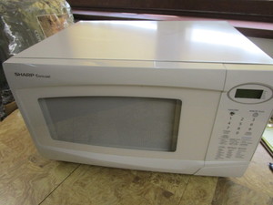 lot 114 image: Sharp Microwave