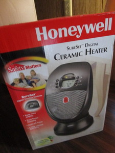lot 170 image: Ceramic Heater