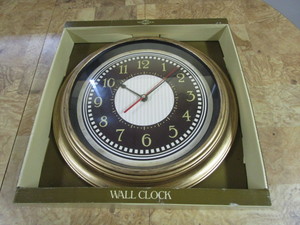 lot 175 image: Quartz Clock