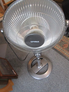 lot 187 image: Optimus Heater w Remote
