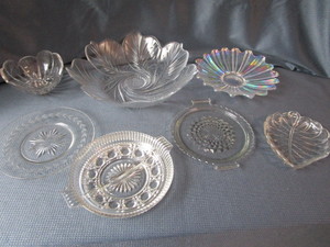 lot 196 image: Glass Assortment