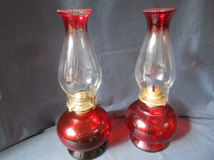 lot 204 image: Vintage Kerosene Lamps
