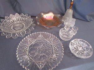 lot 241 image: Serving, Ashtray, Holders