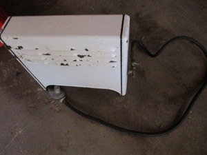 lot 266 image: Enamel Fish House Heater