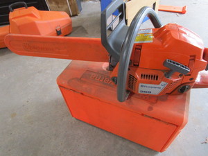 lot 279 image: Husqvarna 359 Chainsaw