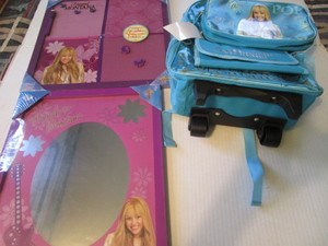 lot 290 image: Hannah Montana Items