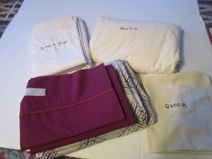 lot 312 image: Queen Sheets, Pillowcases
