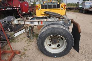 lot 21 image: Freuhauf Model ELFI Semi Trailer Moving Dolly