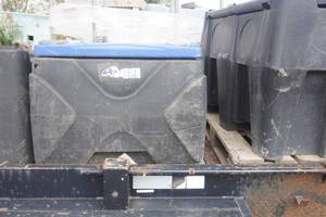 lot 38 image: Portable Plastic 12Volt Fuel Transfer Tank