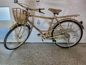 lot 15 image: 1970s Bamboo and Rattan Bicycle. Too cool.