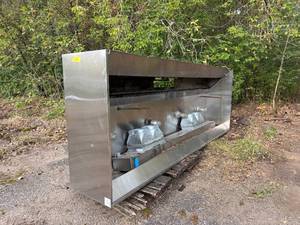 lot 27 image: VENT HOOD
