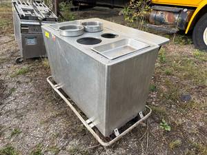 lot 22 image: SOUP WARMING TABLE