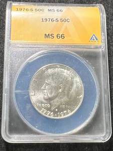 lot 26 image: 1976-S US KENNEDY HALF DOLLAR ANACS MS66