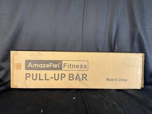 lot 5 image: AmazeFan Fitness Pull-Up Bar for Doorway (Fits Most Doors) New