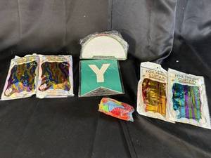 lot 13 image: Assorted Party Decorations Table Skirts, Foil Curtains, Balloons & Banners