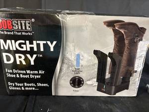 lot 58 image: JobSite Mighty Dry Fan Driven Warm Air Shoe and Boot Dryer