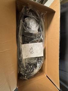 lot 74 image: Universal Golf Bag Attachment Kit for Golf Cart