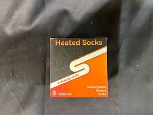 lot 95 image: Rechargeable Heated Socks, Size L, Black - 3 Heat Levels, 10000mAh