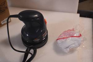 lot 3 image: WEN 6010 6-inch Random Orbit Waxer  Polisher