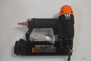 lot 38 image: WEN 61721 18-Gauge 38-Inch to 2-Inch Pneumatic Brad Nailer