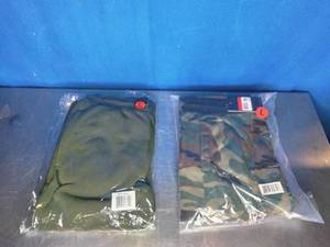 lot 55 image: 2 Galaxy By Harvic Fleece Jogger Sweat Pants - Size Large