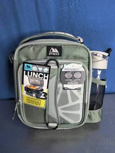 lot 62 image: Arctic Zone Pro Expandable Lunch Bag