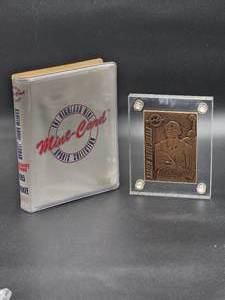 lot 4 image: The Highland Mint 1995 Hardcourt Legends HOF Kareem Abdul-Jabbar #2