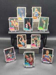 lot 14 image: (100) Assorted Vintage 1981- 82 Topps Basketball Cards in (10) Plastic Holders