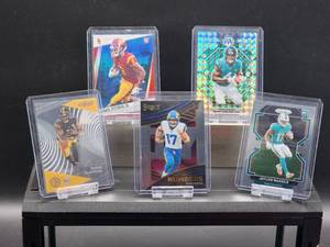 lot 22 image: (5) Assorted NFL Football Rookie Player Cards