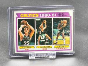 lot 31 image: WW Vintage 1980-81 Topps Basketball Larry Bird Rookie Card Year #45 with Crisp Corners LK