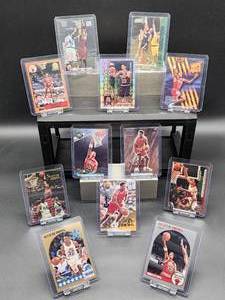 lot 93 image: (12) Assorted Vintage Bulls HOF Great Scottie Pippen NBA Basketball Cards
