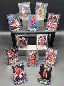 lot 139 image: (12) Assorted Vintage Bulls HOF Great Scottie Pippen NBA Basketball Cards