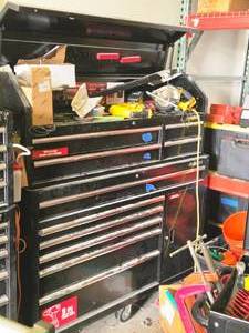 lot 13 image: Husky Rolling Tool Box 1-door10-drawer