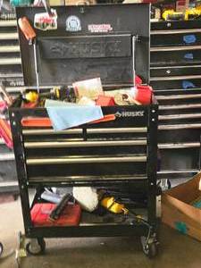 lot 14 image: Husky Rolling Tool Box 1-door4-drawer