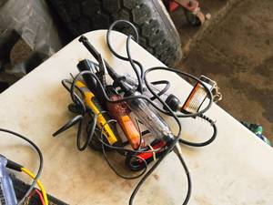 lot 40 image: Lot of (4) Circuit Testers (assorted)