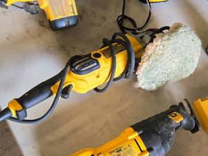 lot 74 image: DeWalt 79 Polisher DWP849X