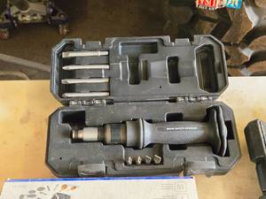 lot 83 image: Capri Torque Screwdriver Set with Case